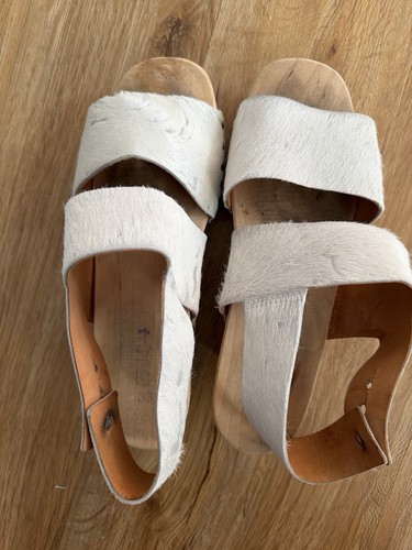 Trippen sandalen holz und fell - sandalen,