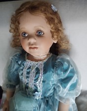 Die Künstlerpuppe TESS, von Donna RuBert, Porzellan, 2000, MPG, Zertifikat