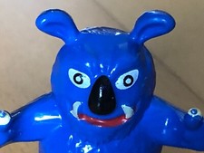 Blauer Teufel Kunststofffigur