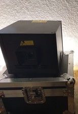 Neuwertiger 10W 40k RGB Outdoor Lasersystem mit Flightcase
