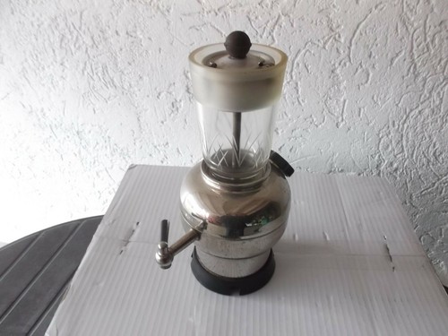 Alte kaffeemaschine mit - kaffeemaschine,, (tee)
