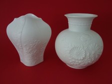 AK Kaiser Bisquit Vase Tischvase Relief floral - M. Frey signiert