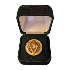 Cadillac Deville Golden Anniversary Hap Anstecknadel Zubehör 50 Jahre GM