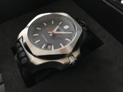 Victorinox 241726 1 - i.n.o.x.,