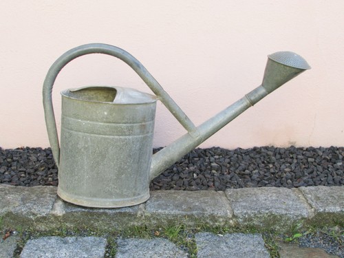 Alte zinkgießkanne gießkanne - alte,