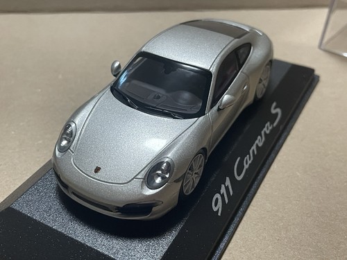 Minichamps 43 porsche - (h-68),