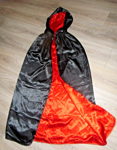 Vampirumhang schwarz rot - vampirumhang,