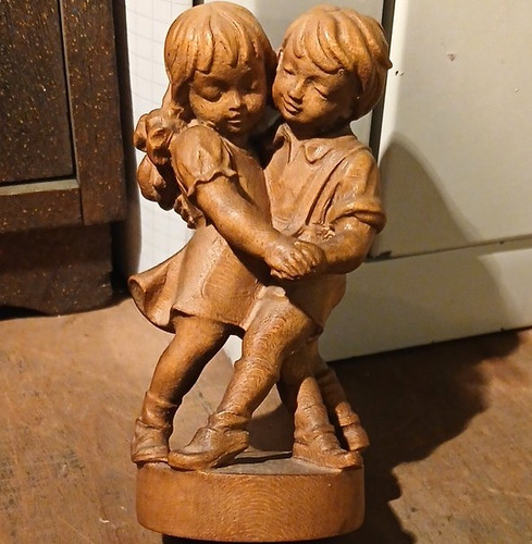 Miniatur holzfigur kinderpaar - miniatur,
