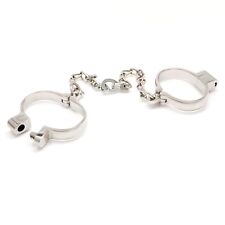 Schwere Fußeisen mit Schnappverschluss und Verbindungskette