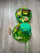 POLLY POCKET mini- FRUIT SURPRISE- APFEL grün + Puppen mit Rock -Mattel 2000