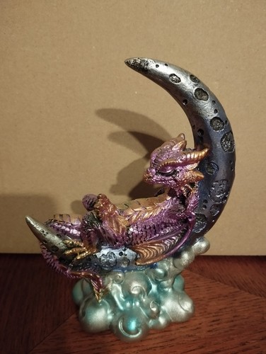 Drache auf mond - drache, fantasy
