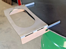 Halter für Gastrobehälter Feuerplatte, Grillplatte, Plancha