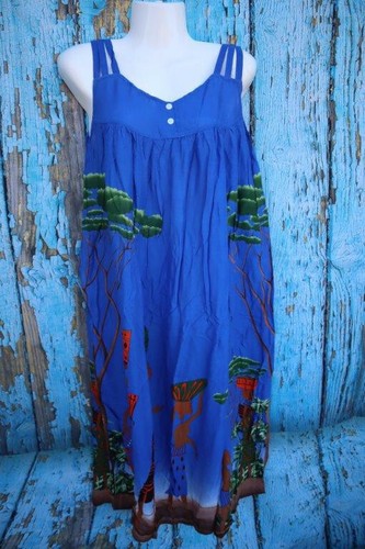 Farbenfrohes strandkleid mit - farbenfrohes,