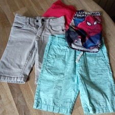kurze Hosen Gr. 110/116 Kinder