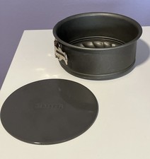 Kaiser Backform Nonstick Round