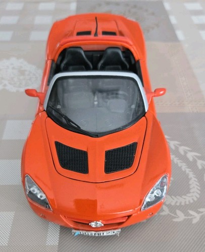Opel speedster maisto - opel,