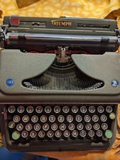 Triumph Norm 6 Kofferschreibmaschine, ca. 2. Weltkrieg, Zeilenvorschub defekt
