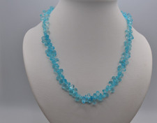 Topas Blau ( gefärbt)