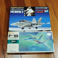 F/A 18 HORNET 1/72 TAMIYA &