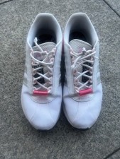 Adidas Turnschuhe Größe 40