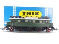 Trix H0 2440 E-Lok E05 001
