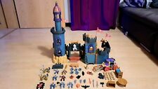 Fisher Price Große Ritterburg 78333 / Gebraucht Mit Figuren und Kutsche von2001 