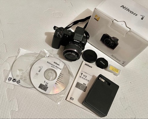Nikon spiegellose kamera - v2,