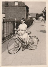 Vintage Foto Mädchen im Kleid