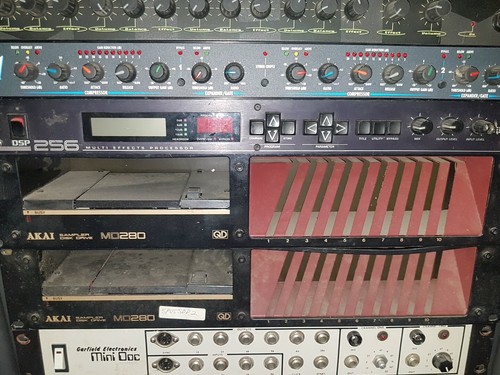 Akai 280 sample - md,