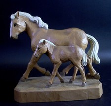 -  Pferd mit Fohlen  - Holz