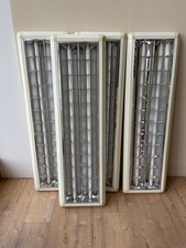 4 x Deckenlampe Bürolampe Werkstattlampe Neonröhren 125 cm lang