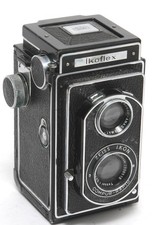 Zeiss Ikon Ikoflex TLR camera