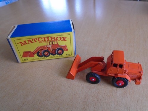 Matchbox series hatra - matchbox,