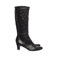 Donna Laura Venezia, Stiefel