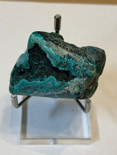 Chrysokoll (Malachit), Kongo, Mineralien N° 205/B8 mit Acrylständer