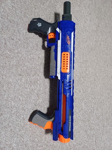 Diverse nerf spielzeugwaffen - nerf,