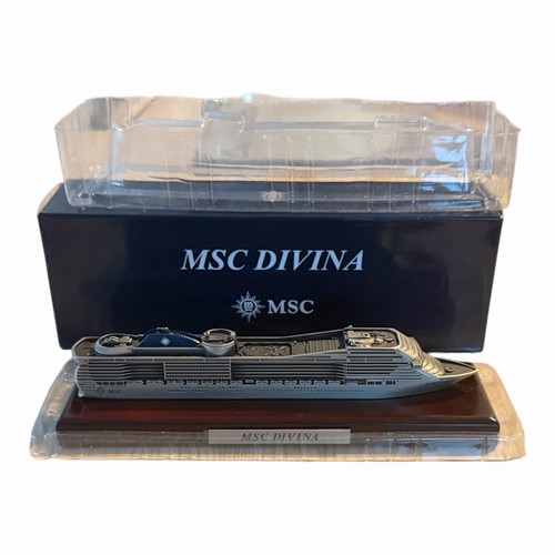 Msc divina mega - msc,