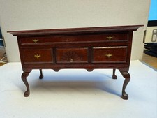 Mini Mundus Chippendale Sideboard – Mahagoni - 1:12