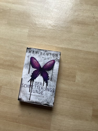 Der schmetterlingsjunge von - der,