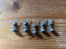 Risiko Spiel Parker Befreiungsspiel 5 Spielfiguren  Ersatzteil 1 Armee grau