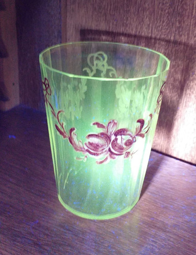 Glas becher uranglas mit - becher,