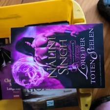 Lord der toten Seelen / Royal