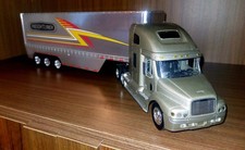 Modell Truch Freightliner Century Class S/T Maßstab 1:32