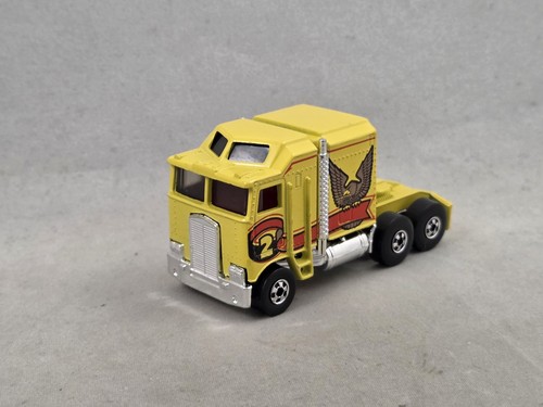 Hot wheels kenworth semi truck - wheels,