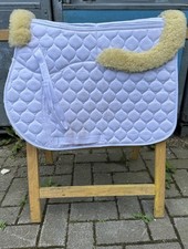 HKM Lammfell-Korrektur-Schabracke VS Springen weiß