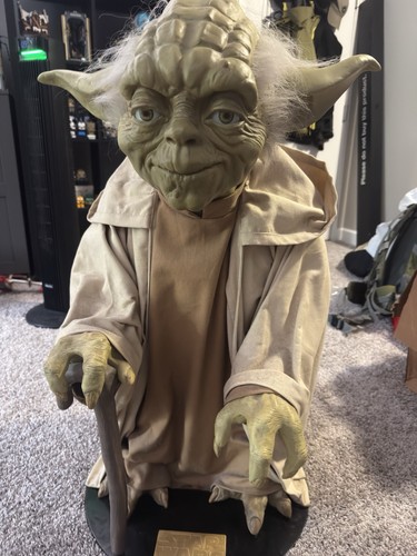 Yoda life size phantom - yoda,