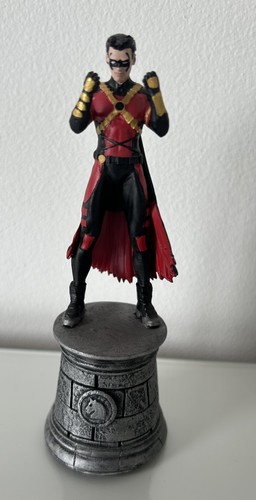Red robin chess collection - robin,