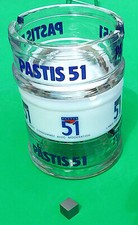 schönes Set mit 4 Aschenbechern Aperitif Pernod Ricard: PASTIS 51 und ANISETTE 51