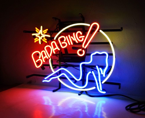 Bada bing heißes mädchen - bada,