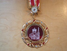 Düsseldorfer Karnevalsorden, Prinzengarde Rot-Weiss mit Band aus 2010